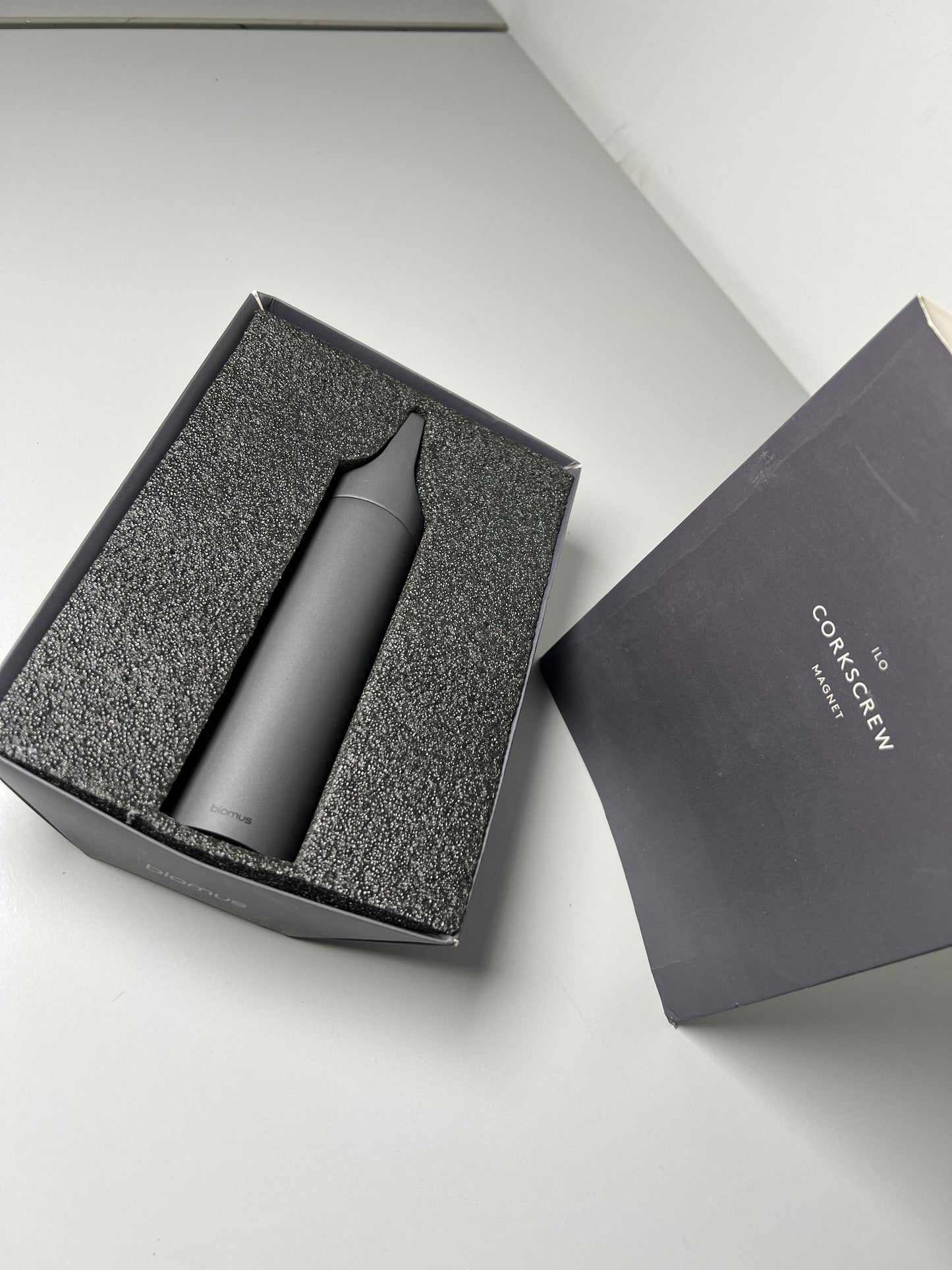 Korkenzieher -ILO-Magnet